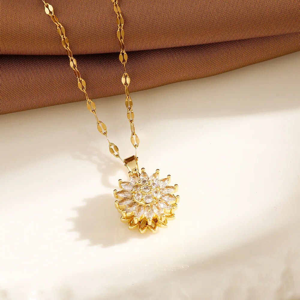 Trendy Rotation Spin Sunflower - Birth Flower Necklace recension och pris